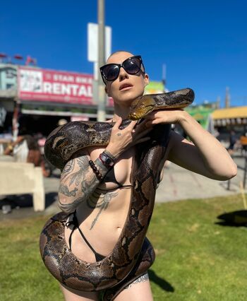 Comicbookgirl19