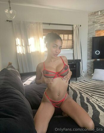 connie_bra