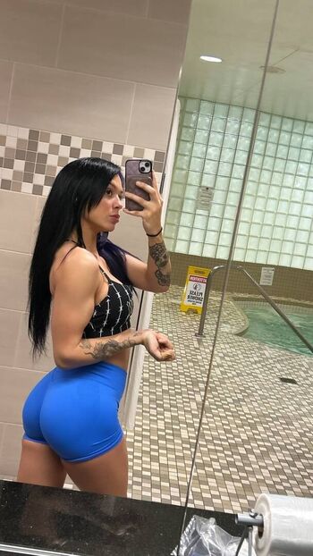 Cora Jade