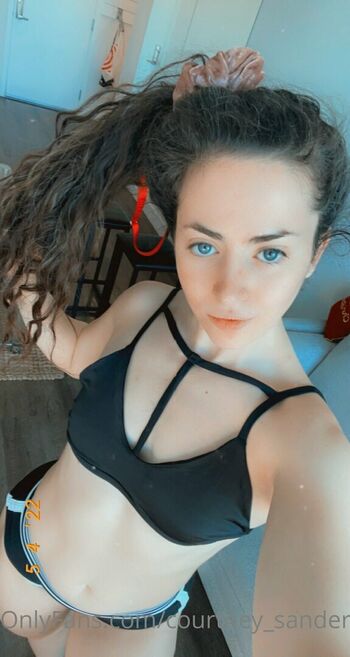courtney_sanderson