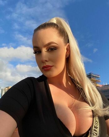 Courtney Steadman