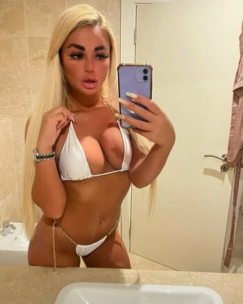 Courtneydoylexx
