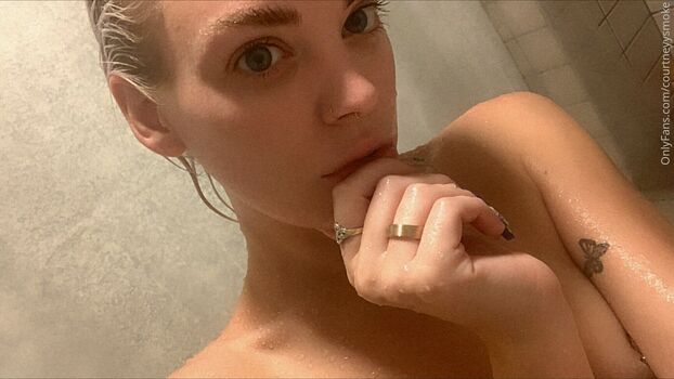 CourtneySmoke