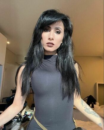Cristina Valenzuela
