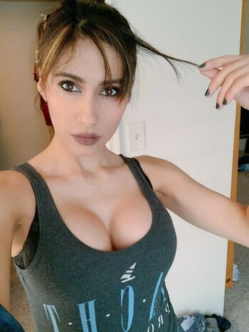 Cristina Valenzuela
