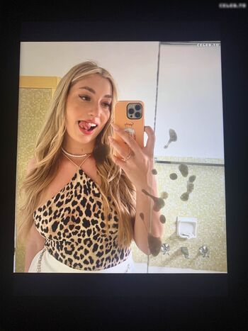 Cum Tributes