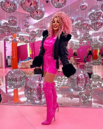 Curly_quennn
