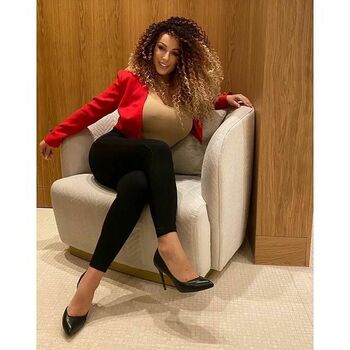 Curly_quennn
