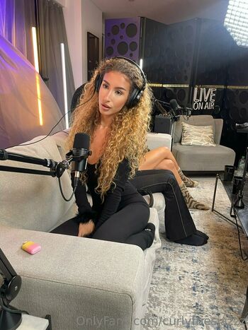 curlyfriesjazzz