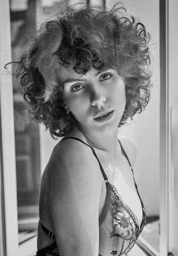 curlywiktoria