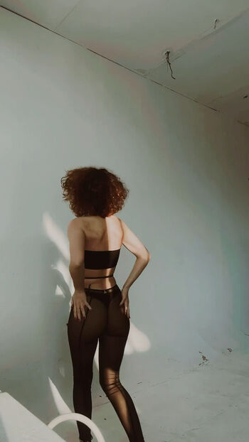 curlywiktoria