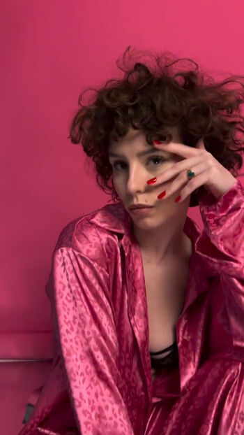 curlywiktoria
