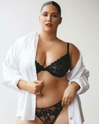 Curvy Goddesses