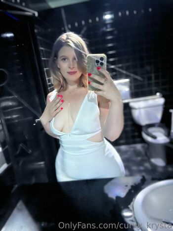 Curvy_Krysta