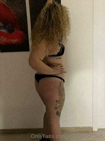 curvyadiction