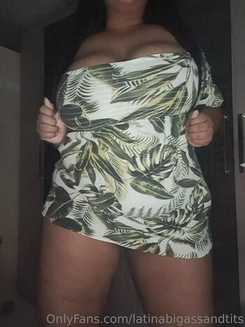 curvylatinakay1