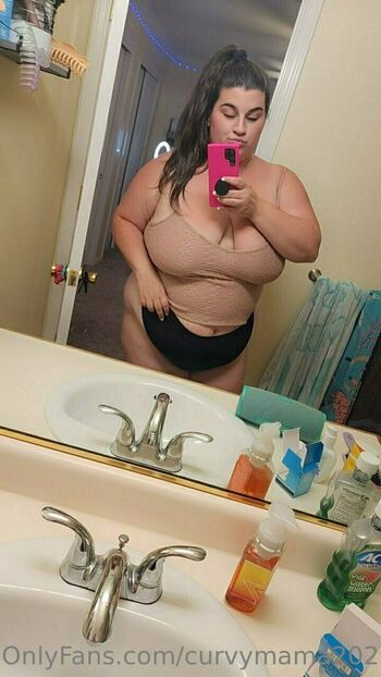 curvymama2020