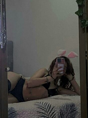 Cutebunnyred