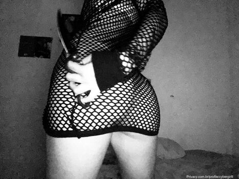 Cybergirlll