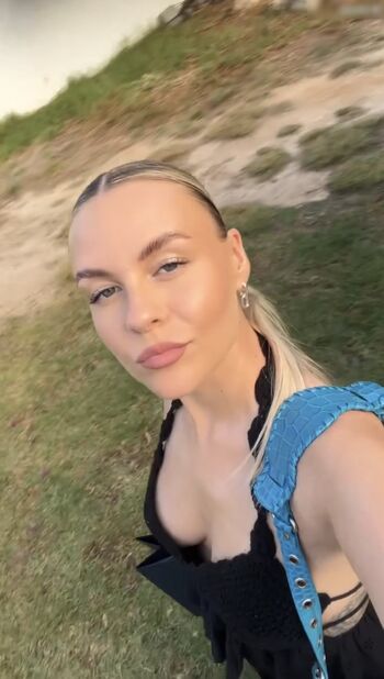 Dagi Bee