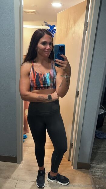 dahliadavenport