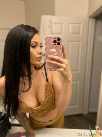 Daisy DeVille