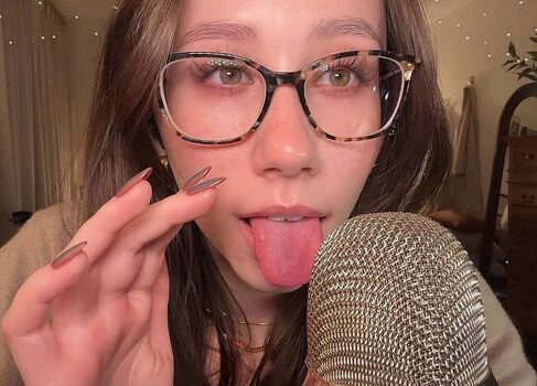 Dakota B ASMR