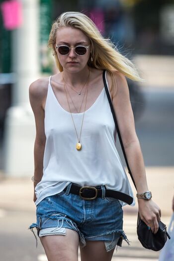 Dakota Fanning