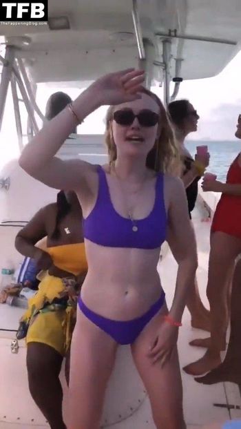 Dakota Fanning