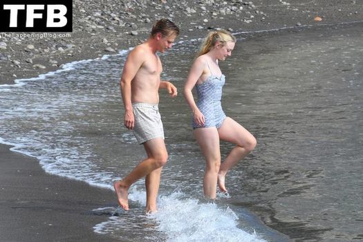 Dakota Fanning