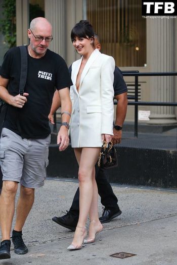 Dakota Johnson