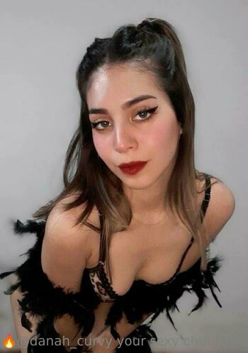 danah_curvy