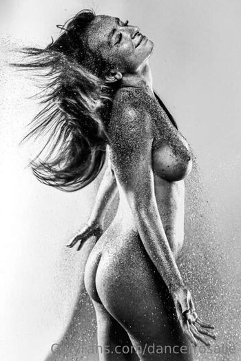 dancerrosalie