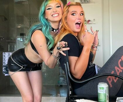 Dani Thorne