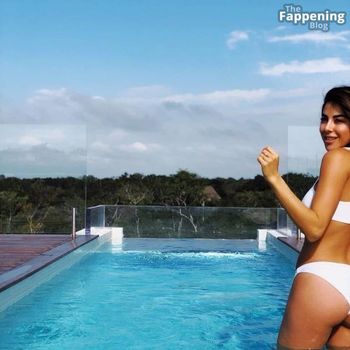 Daniella Monet