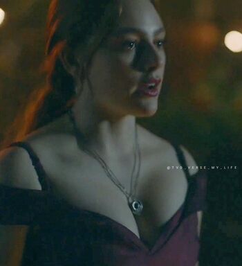 Danielle Rose Russell