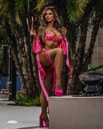Danni Ellexo