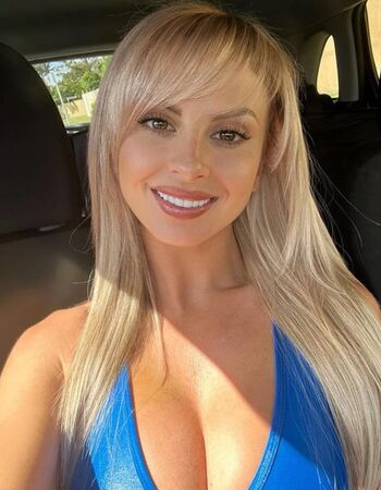 Danni Ellexo