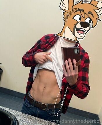 dannythedeerboi
