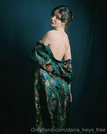daria_heys_free