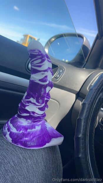 darkskittlez