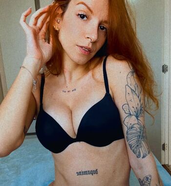Debora Esteves