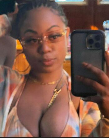 Dee Dee Davis