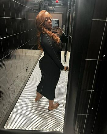 Dee Dee Davis