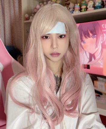 deer_white_