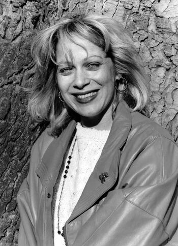 Denise Welch