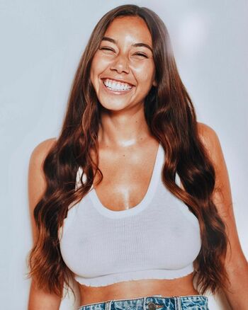 Desiree Flores