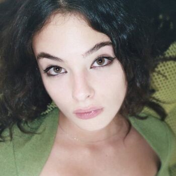 Deva Cassel