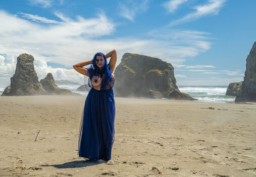 Devi The Model