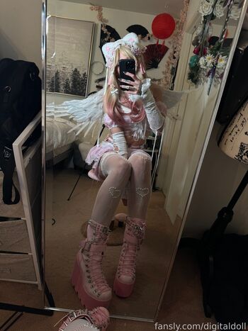 digitaldoll